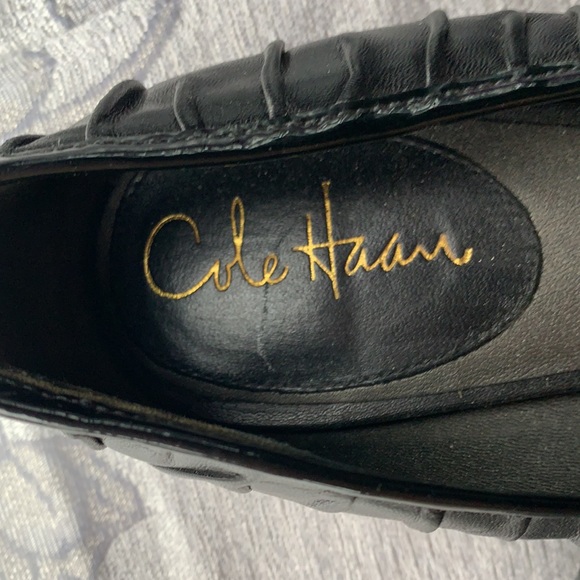 Cole Haan leather flats - Picture 2 of 4